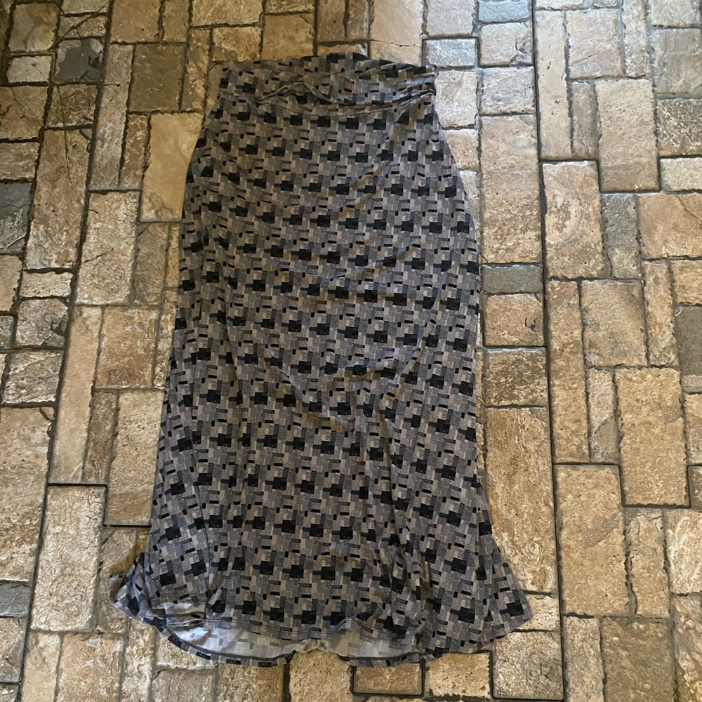 Lularoe skirt